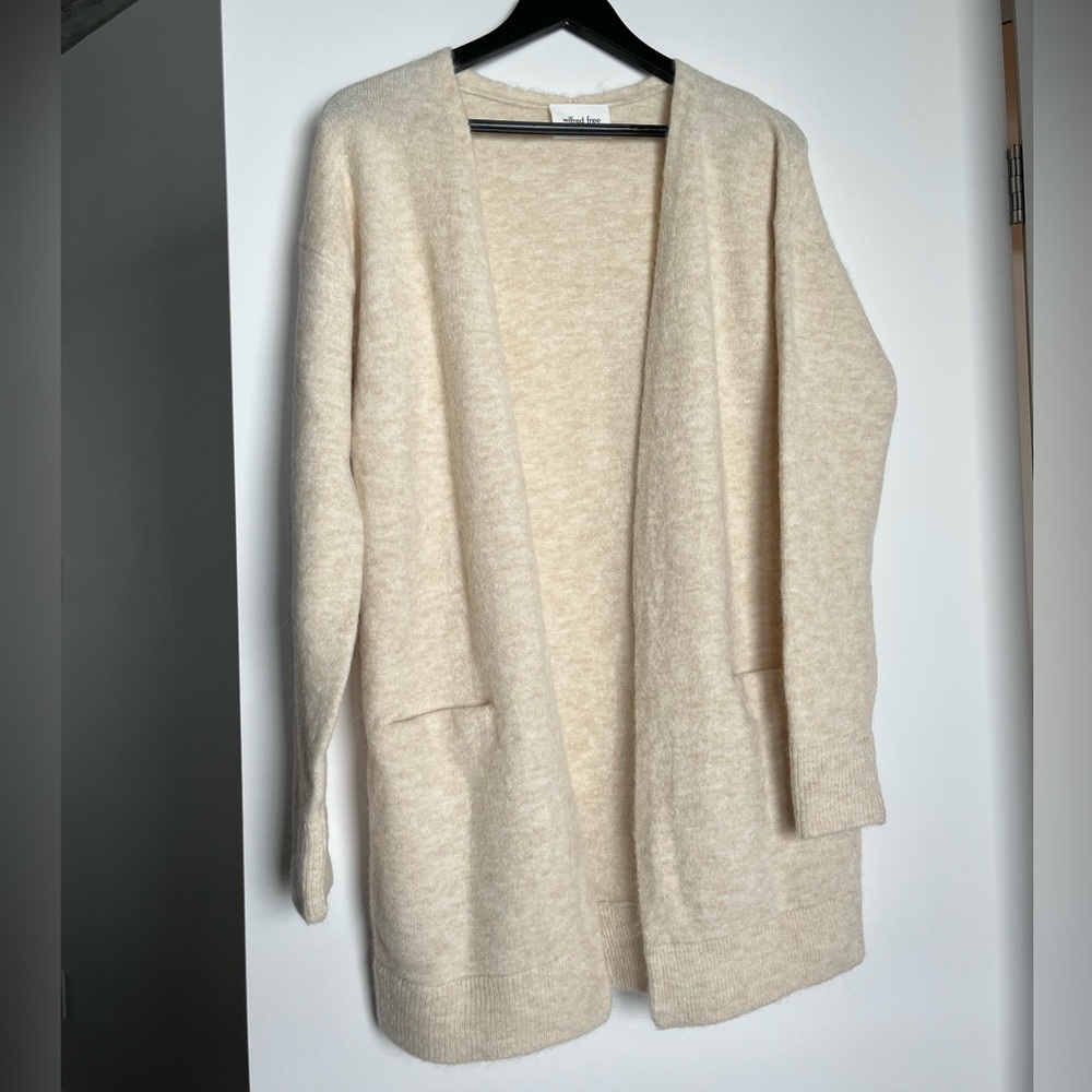 Aritzia Aronson Sweater - Picture 5 of 8